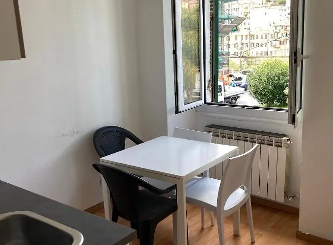 Cavour Гостевой дом Вентимилья