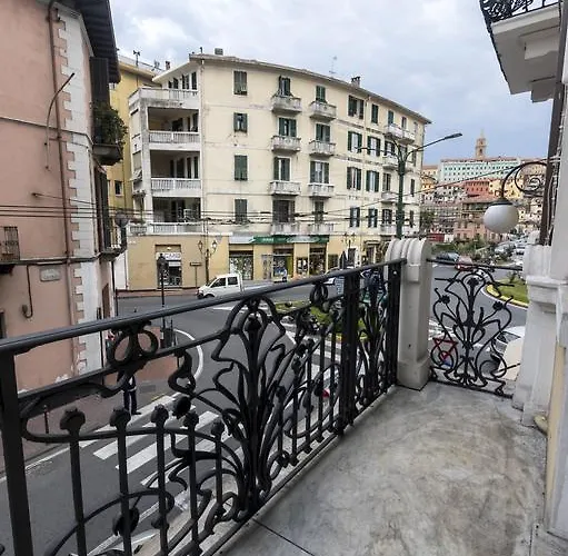 Гостевой дом Cavour 3*